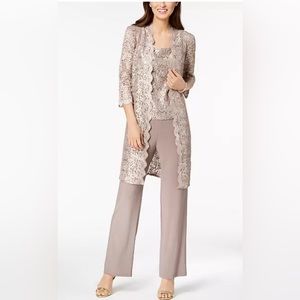 NWT-R &M Richard 3-Piece Sequined Lace Pantsuit & Jacket-Size 8